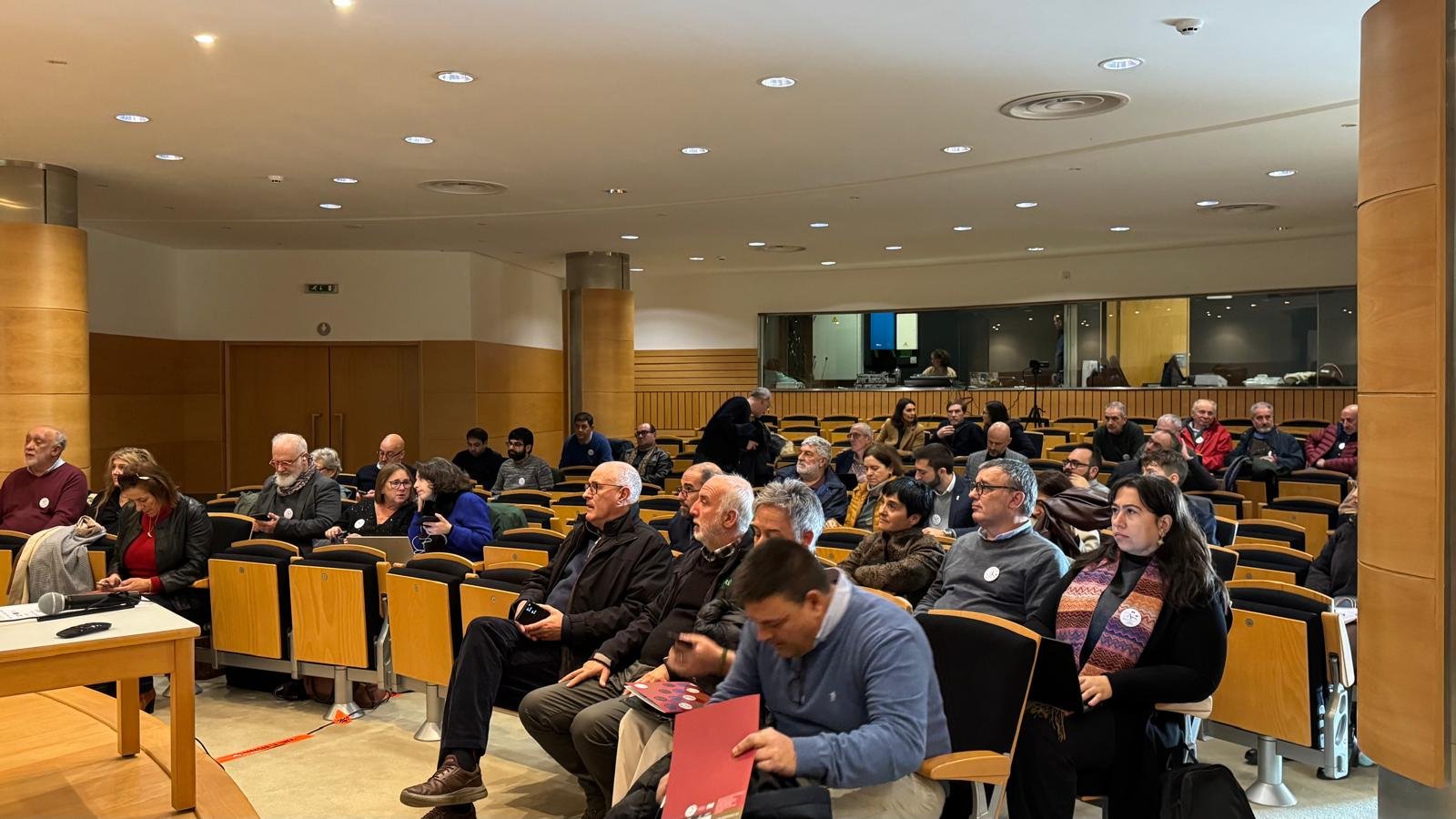 Especialistas em Arte Rupestre se Reúnem em Mação