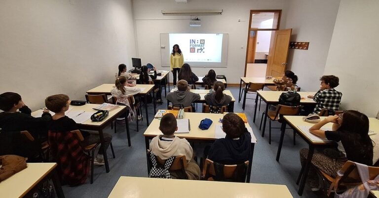 Projeto IN:FORMAT promove literacia digital para 8.000 alunos do Algarve