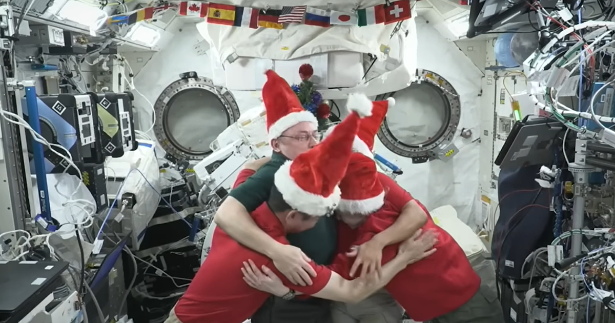 25 Anos de Habitação na Estação Espacial Internacional: Mais um Natal no Espaço