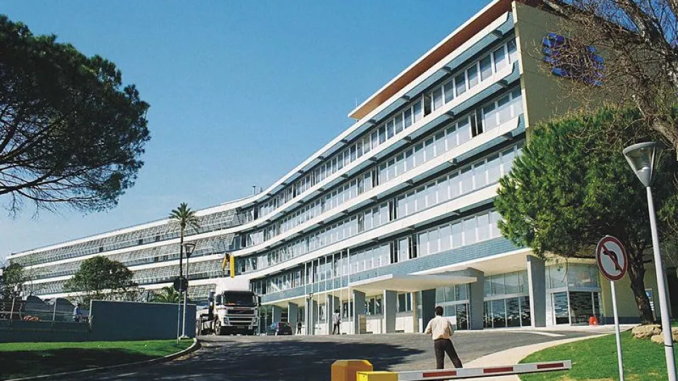 Acusações do Ministro da Educação sobre a RTP: Gravas e Injustificadas