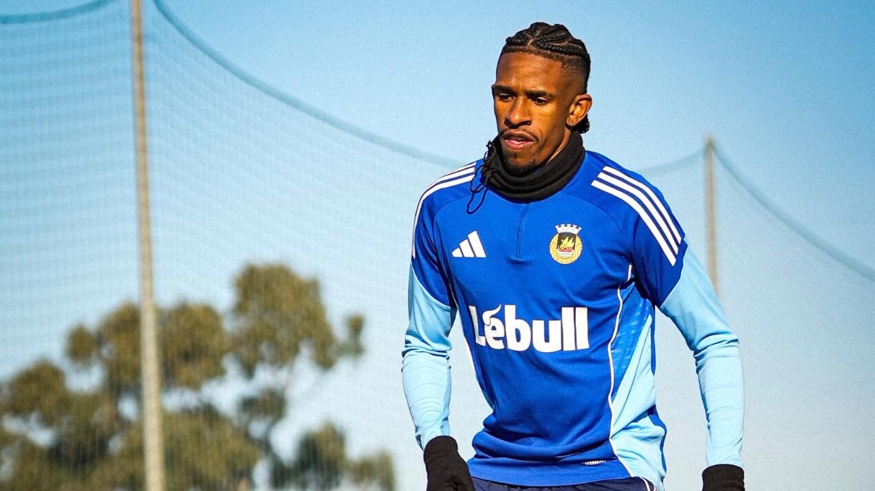 Estrela da Amadora demanda que Rio Ave cumpra contrato por André Luiz e adverte sobre ação judicial.