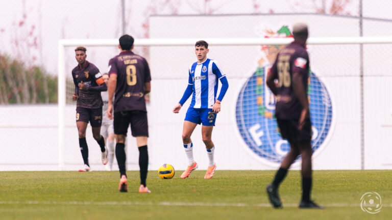 Confirmação da mídia brasileira: Tomás Pérez está de saída do FC Porto para uma transferência temporária ao Brasil com cláusula de aquisição.
