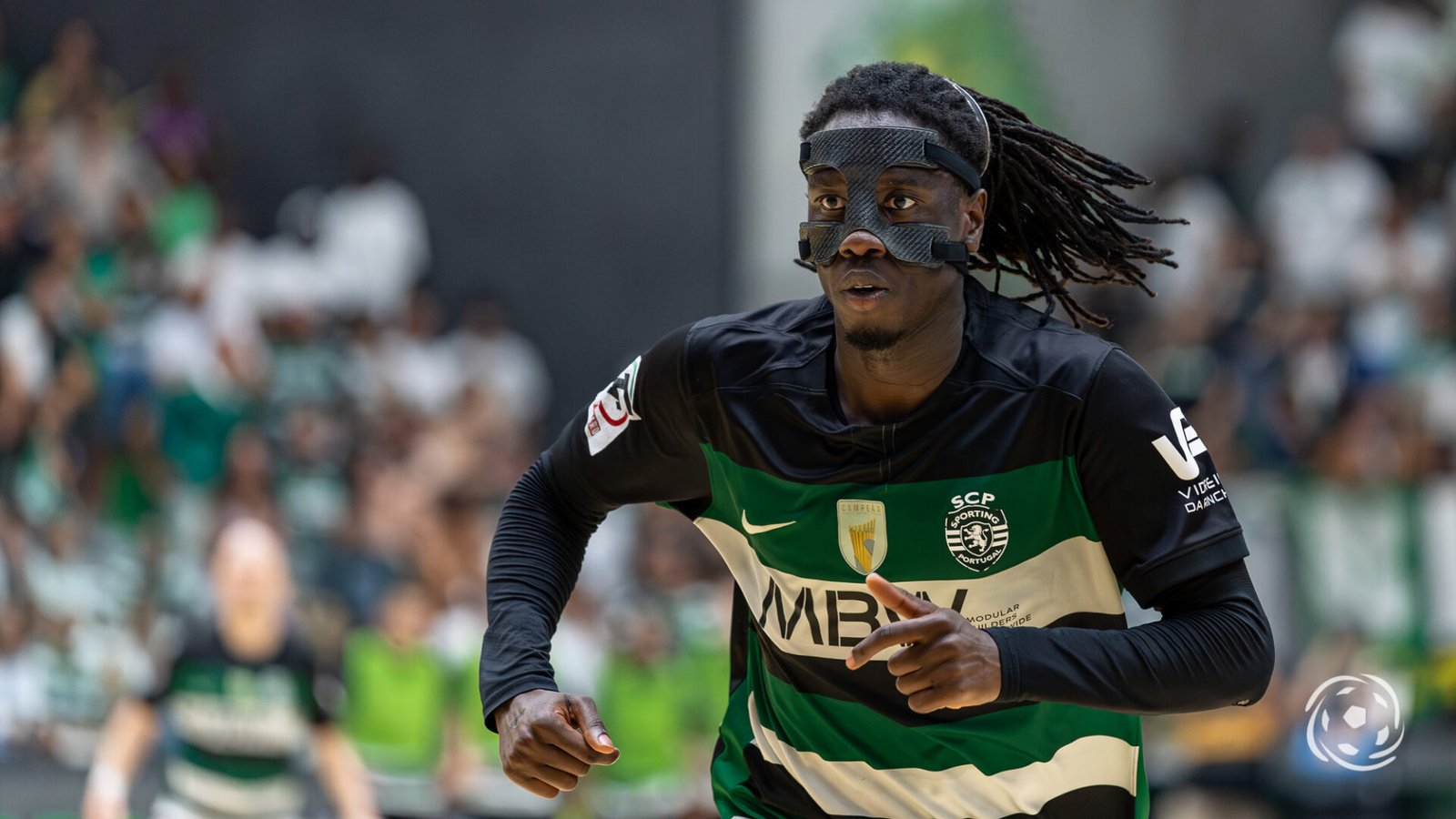 Zicky Té com razões para alegria: atleta reentra na equipa do Sporting