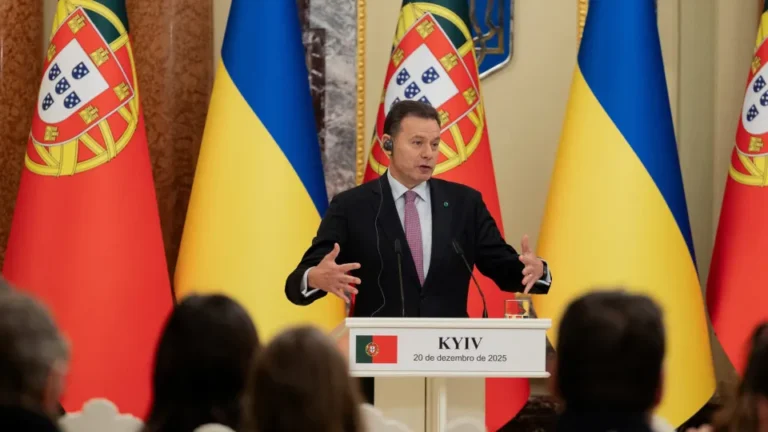 Montenegro diz a Zelensky que a paz está mais próxima, mas aconselha serenidade