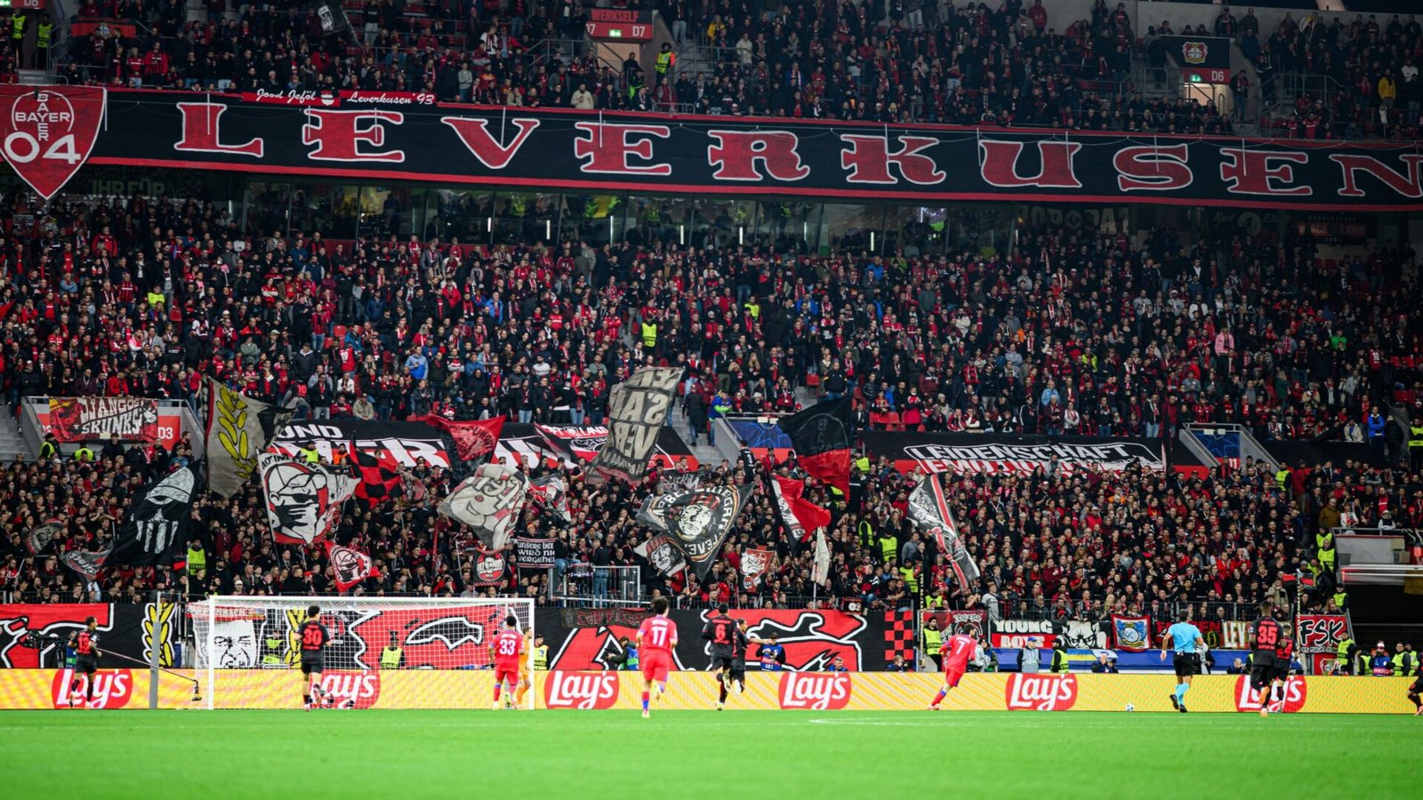 Bayer Leverkusen instiga Arsenal antes do confronto da Liga dos Campeões: «Cantos interditos»