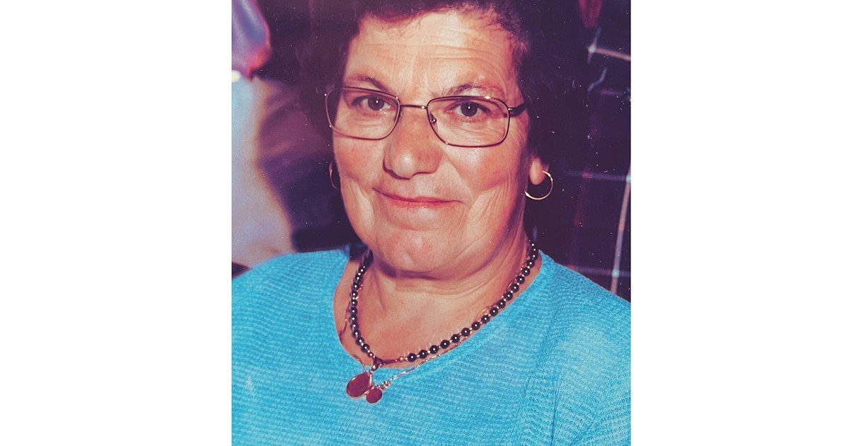 César Azeitona publica livro em homenagem a Cidália Garcia