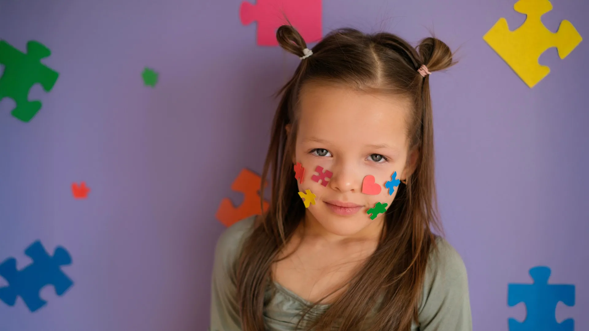 Cientistas descobrem um sinal cerebral que pode desencadear o efeito dominó do autismo