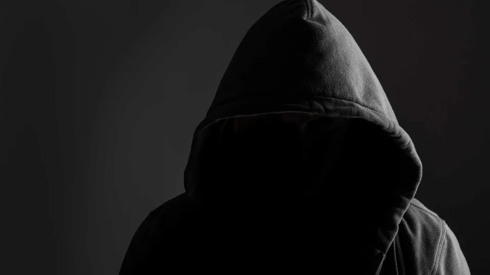 Três jovens detidos por assaltos à mão armada em Lisboa com idades entre 17 e 19 anos