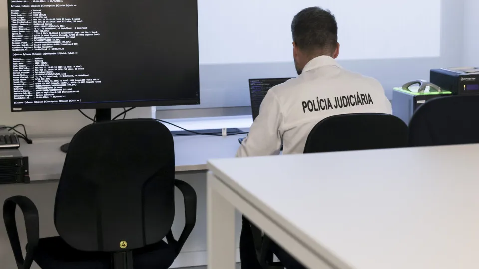 PJ prende suspeito de burla de 700.000