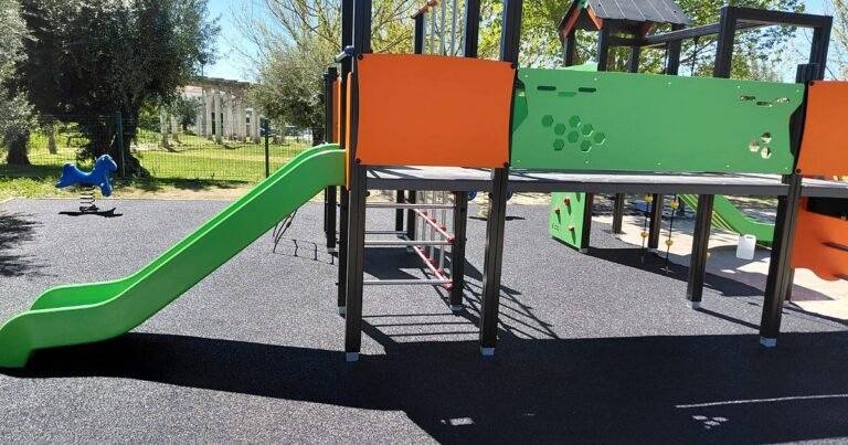 Portalegre: União de Freguesias da Sé e São Lourenço investe mais de 30 mil euros na requalificação de parques infantis