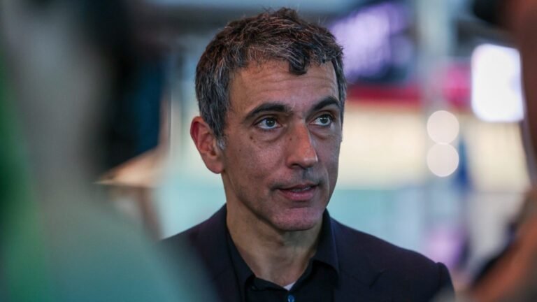 Vitória SC: Líder António Miguel Cardoso anuncia a saída