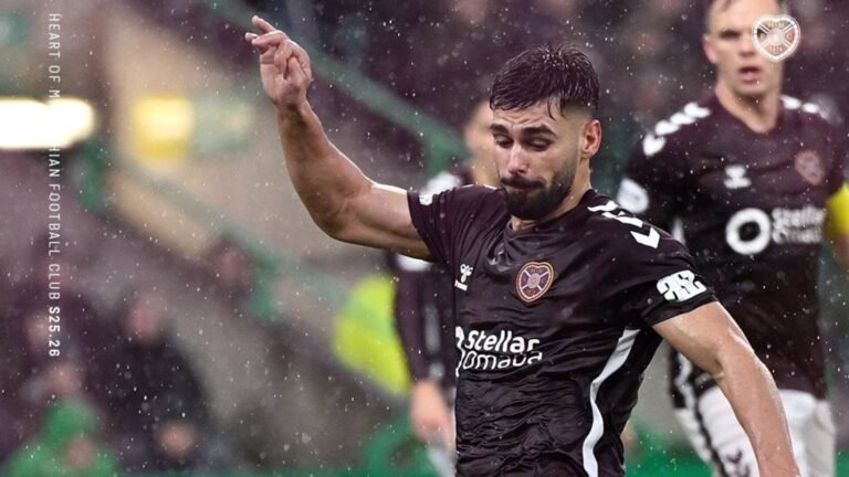 Cláudio Braga entre os postulantes a craque da Premiership Escocesa