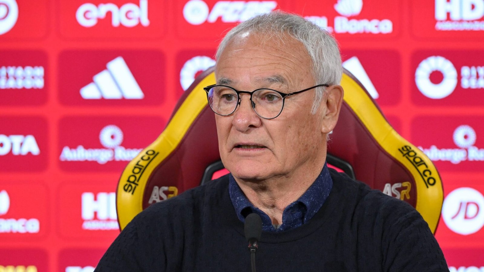 Claudio Ranieri critica e Gian Piero Gasperini replica ao assessor da AS Roma: «Dos que selecionei, apenas Wesley chegou à Roma»