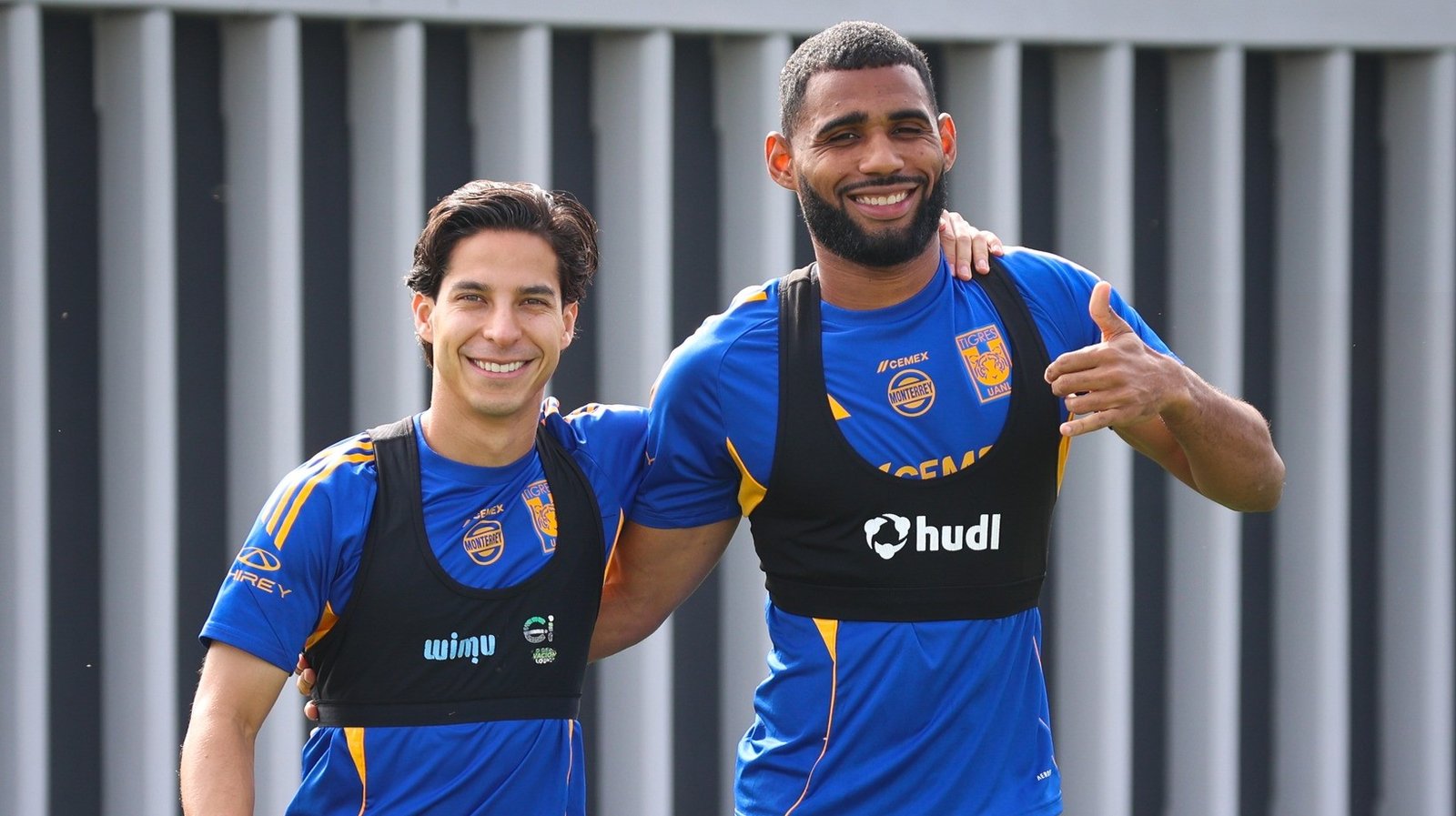 Foi associado a Lionel Messi e teve passagens por Braga e Real Betis.