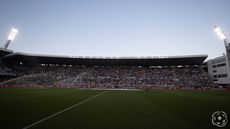 Qual foi a aquisição mais dispendiosa de António Miguel Cardoso no Vitória SC? A solução está na temporada de calor de 2022.