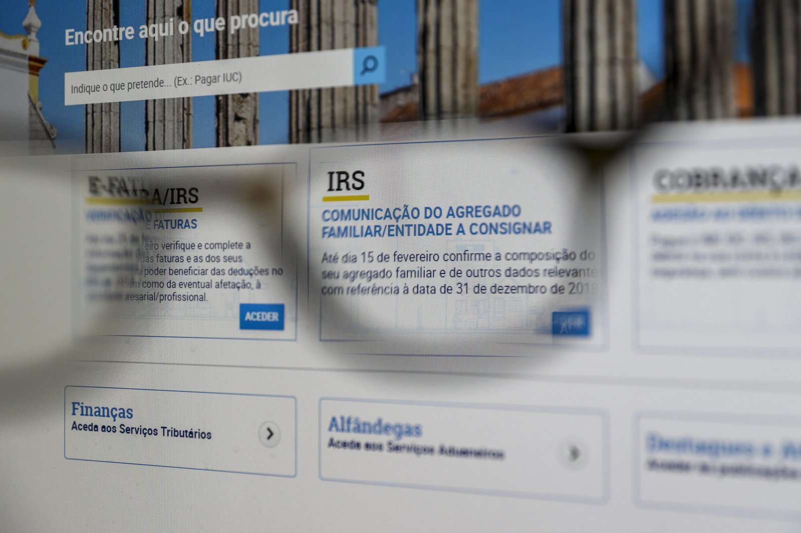 Phishing e malware em alta durante o período de entrega do IRS: cibercriminosos se preparam com antecedência