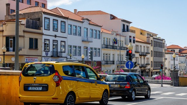 Cad&aacute;ver de mulher encontrado dentro de uma casa no Funchal