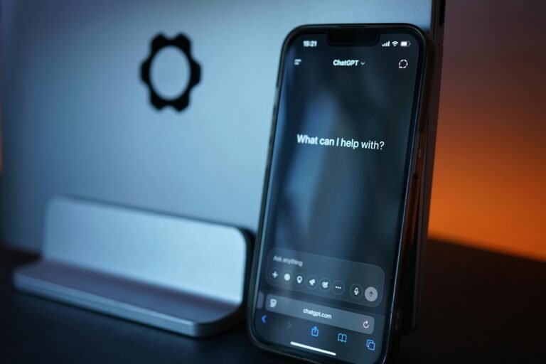 OpenAI aprimora modelos de voz com raciocínio, transcrição e tradução em mais de 70 idiomas