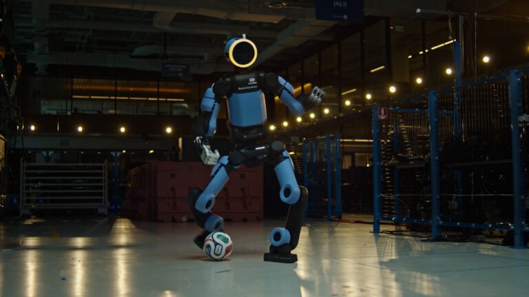 Robot Atlas se prepara para o Mundial e mostra seu treino para brilhar no futebol