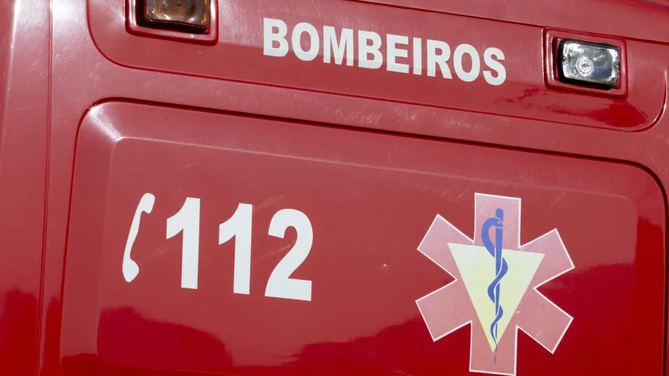 Idosa Falecida e Marido Internado por Suspeita de Inalação de Fumo em Montalegre