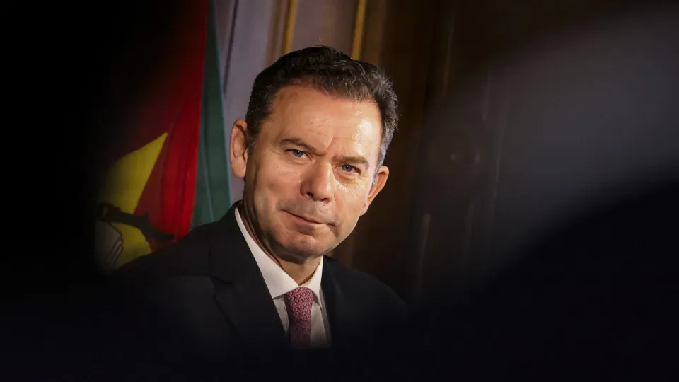 Primeiro-ministro visita militares portugueses na Eslováquia nesta sexta